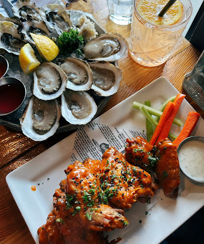 2201 W 1st Ave, Vancouver, BC V6K 1E9