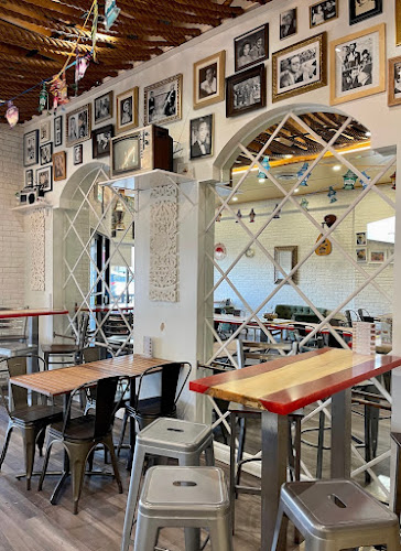 3Cents Resto & Cafe - Ottawa