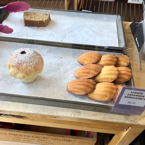 Comentarii opinii despre St John's Bakery