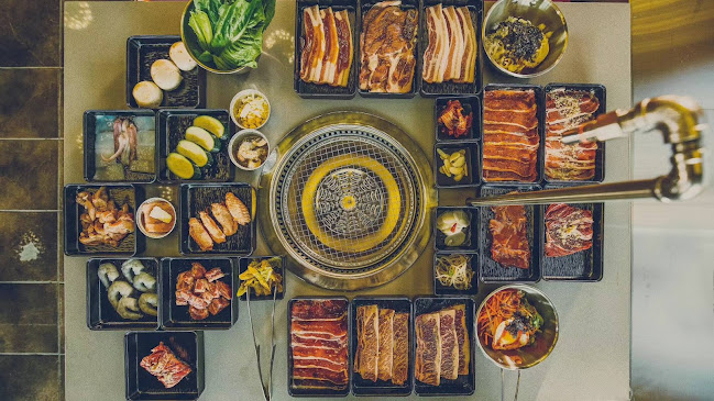 Meet Cuisine 川粤东西 - Kingston