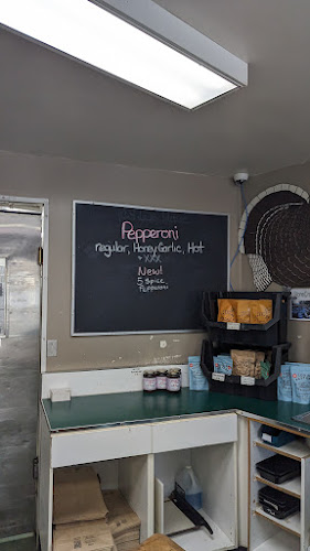 6200 Ledingham Rd, Courtenay, BC V9J 1M5