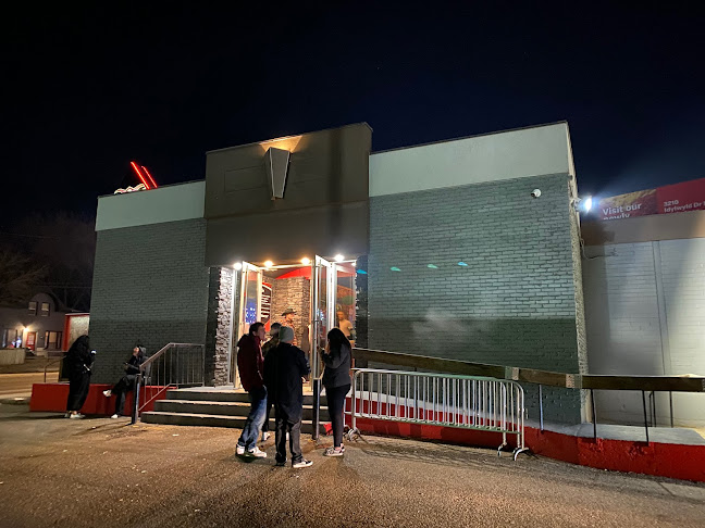 Outlaws Country Rock Bar - Hospitality and gastronomy