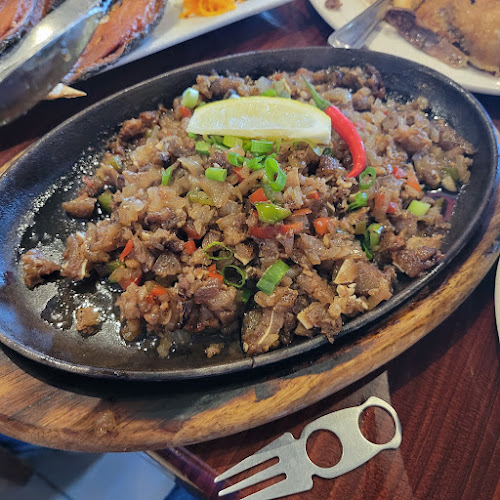 Max's Restaurant Toronto, Cuisine of the Philippines - Vaughan