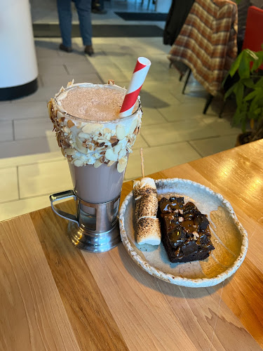 The Street Eatery - Calgary