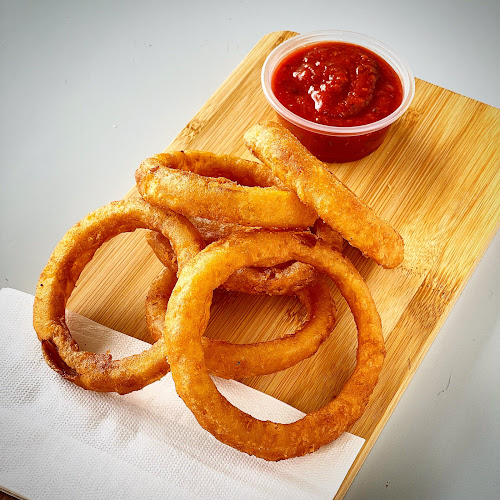 Comentarii opinii despre Mona's Pizza