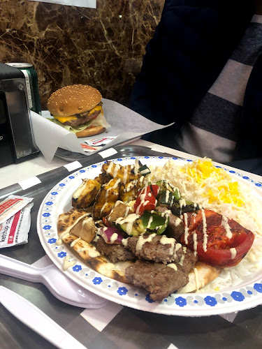 990 Denman St, Vancouver, BC V6G 2M1