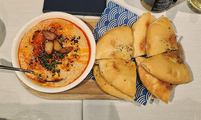 475 Howe St, Vancouver, BC V6B 2B3