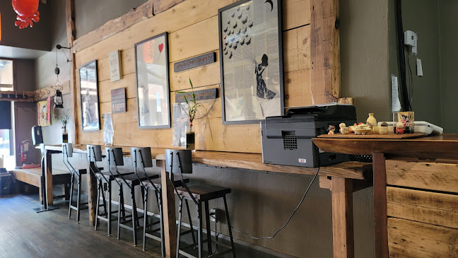 Comentarii opinii despre Izna Japanese Donburi House