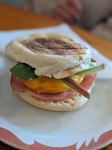 Opinii despre The Broken Paddle Coffee House în Victoria - Hospitality and gastronomy