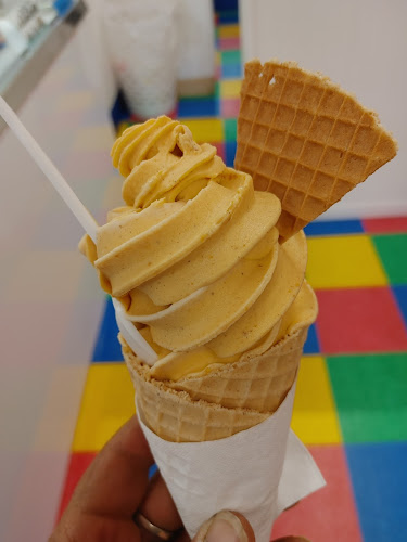 Scooper's Ice Cream Treats - Hospitality and gastronomy