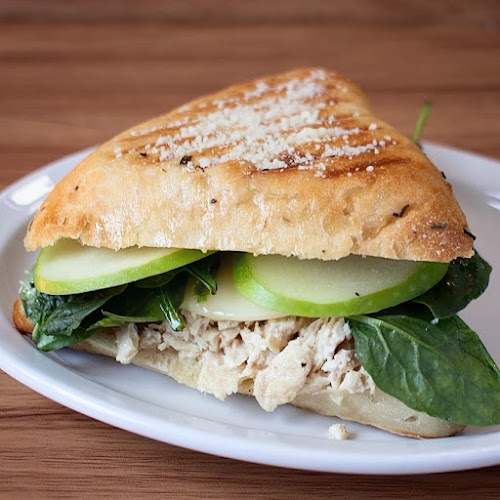 SqueezeMe Juice bar & Eatery - Niagara Falls