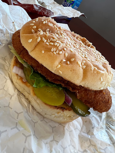 1536 Main St W, Hamilton, ON L8S 1E4