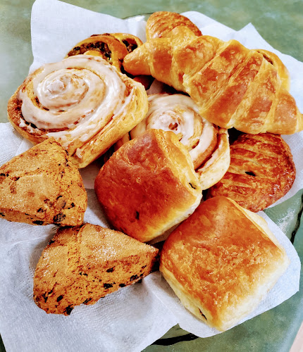 Le Boulanger Français - The French Baker - Hospitality and gastronomy