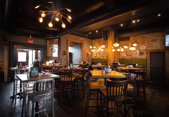 Murphy's Law Pub And Kitchen - Hospitality and gastronomy