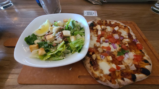 Famoso Italian Pizzeria - Eastgate - Regina