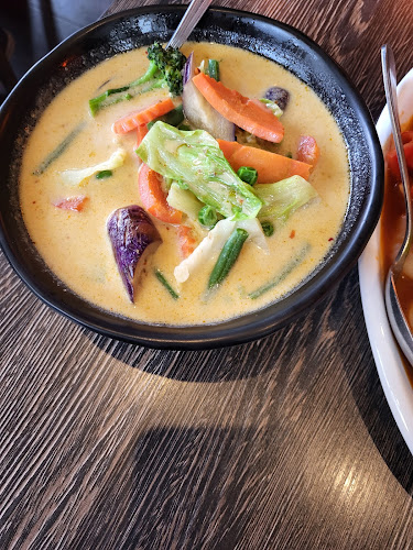 Kin Thai Kitchen & Bar - Surrey