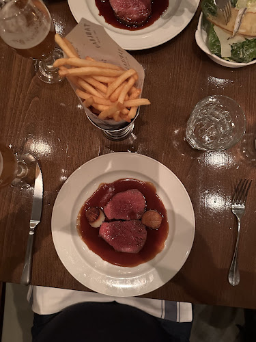 Opinii despre Tableau Bar Bistro în Vancouver - Hospitality and gastronomy