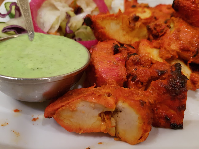 Bombay Bhel Restaurant - Hospitality and gastronomy