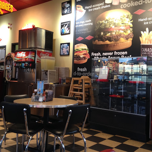 Fatburger Kelowna - Kelowna