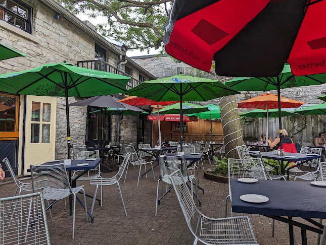 Chez Piggy Restaurant & Bar - Kingston