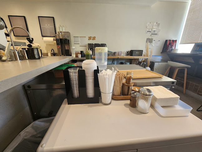 Comentarii opinii despre Coffee Lunar