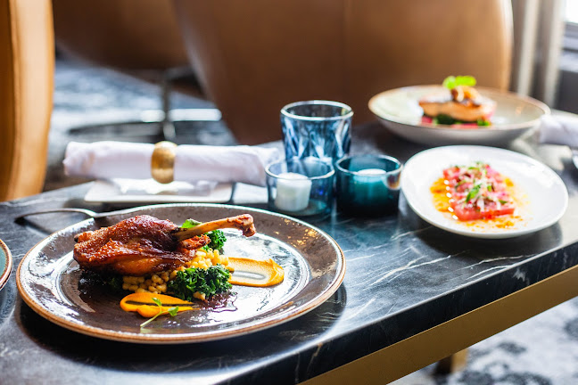 Social Restaurant + Lounge - Ottawa