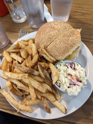 Gus's Restaurant - Hospitality and gastronomy