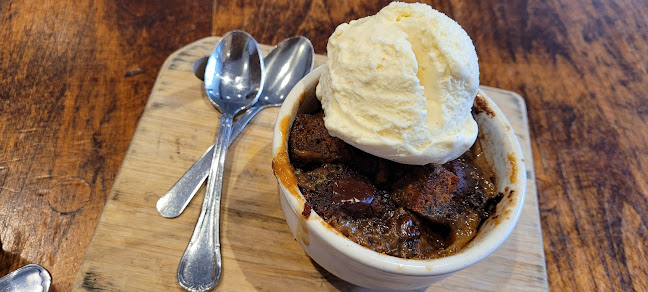 Burgoo - Hospitality and gastronomy