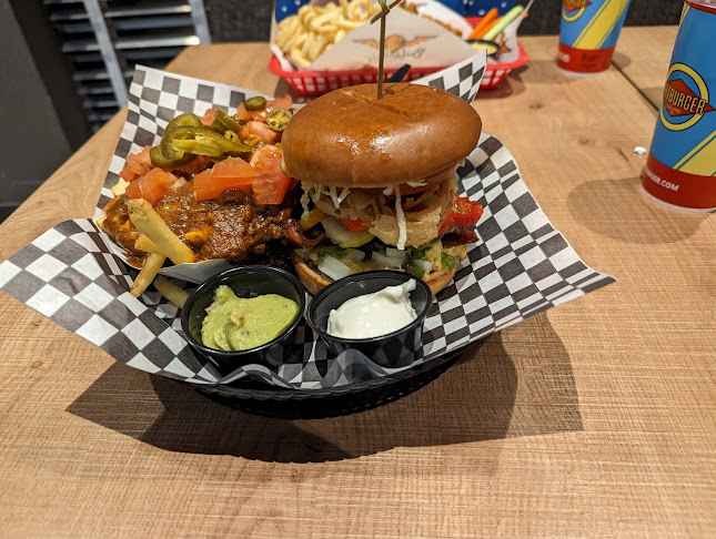 1101 Harvey Ave, Kelowna, BC V1Y 6E8