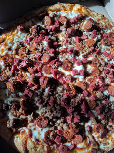 1741 Cyrville Rd, Gloucester, ON K1B 3L8