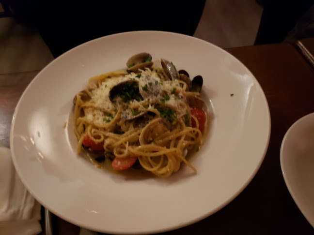 Henry's Kitchen Pasta & Grill (Reservation & Pre-order Only ) - Port Moody