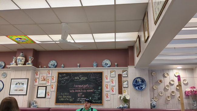 718 Fort St, Victoria, BC V8W 1H2