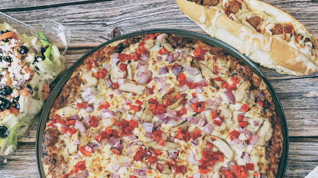 Papa Joe's Pizza & Chicken - Hospitality and gastronomy