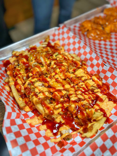 6ixside Burger (Pickering) - Hospitality and gastronomy