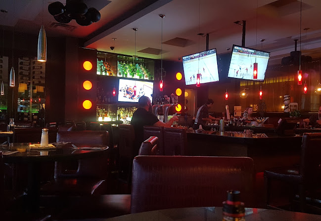 Moxies Regina Restaurant - Hospitality and gastronomy