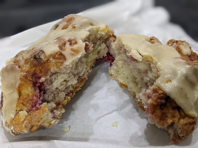 1304 A Queen St E, Toronto, ON M4L 1C4