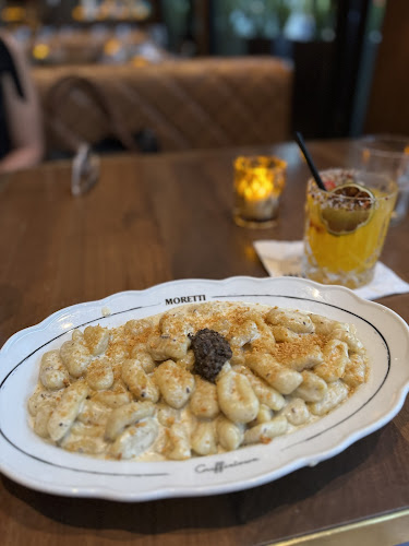 Comentarii opinii despre Pizzeria Moretti Toronto