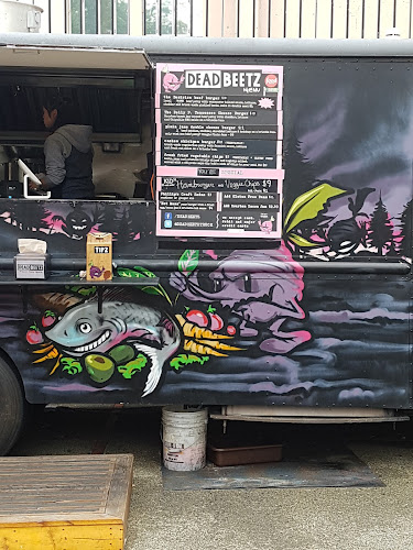 Comentarii opinii despre Deadbeetz Burgers