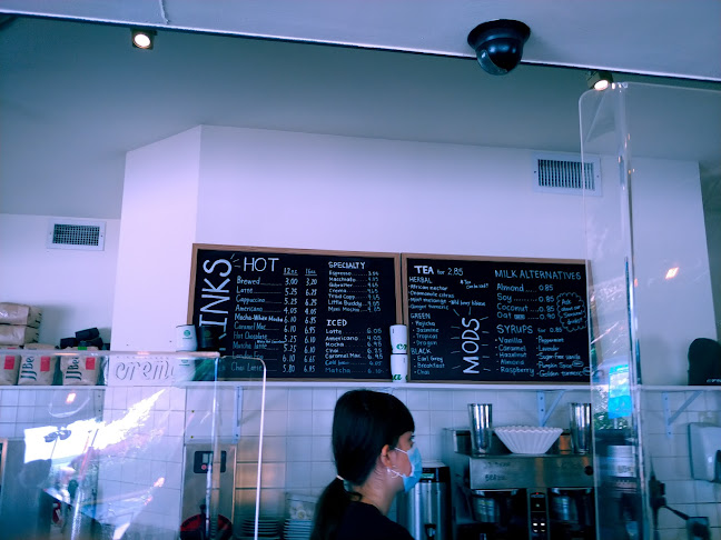 Crema Cafe Bar - Hospitality and gastronomy