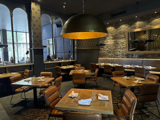 Comentarii opinii despre Social Restaurant + Lounge