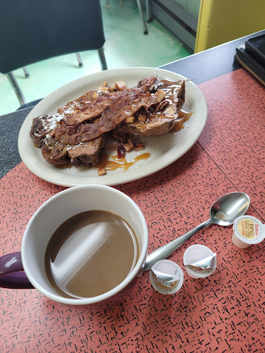 The Full Cup Café - Hospitality and gastronomy