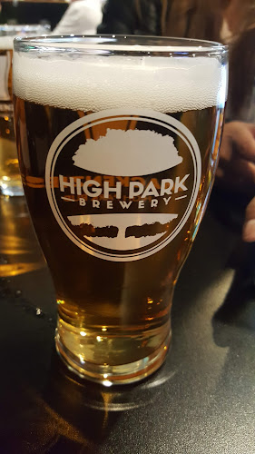 Mackenzies High Park - Hospitality and gastronomy