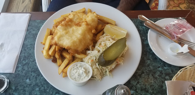 1035 Eglinton Ave E, Mississauga, ON L4W 1K4