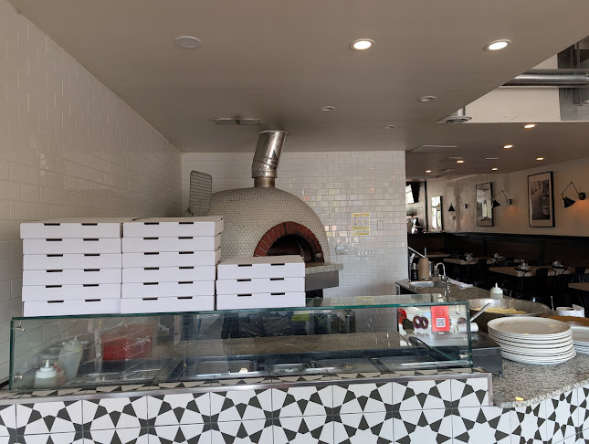 4923 Dundas St W, Etobicoke, ON M9A 1B6