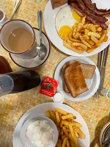 5901 Broadway, Burnaby, BC V5B 2X9