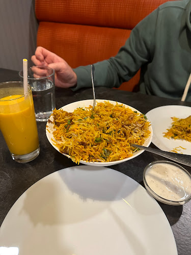 1407 London Rd, Sarnia, ON N7S 1P6