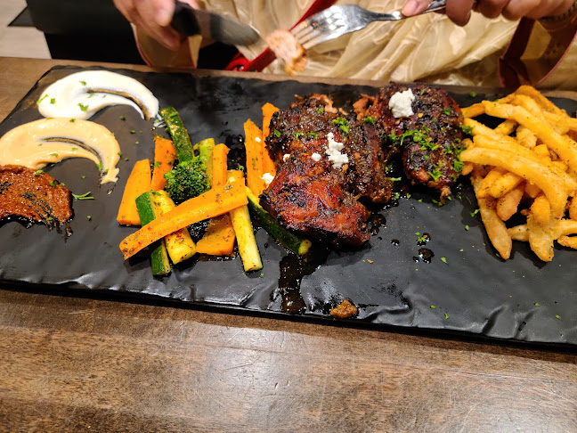 Comentarii opinii despre Blackstone Steakhouse and Grill - Mississauga