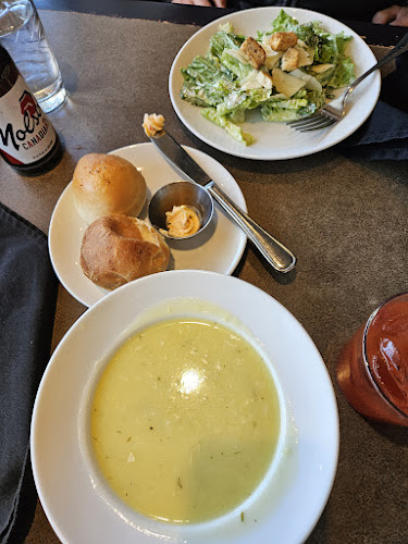 Mano's Restaurant & Lounge - Hospitality and gastronomy