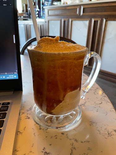 Opinii despre French Press Coffee and Tea Co. în Regina - Hospitality and gastronomy