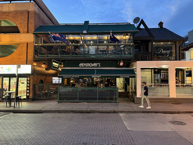 142 Cumberland St, Toronto, ON M5R 1A8